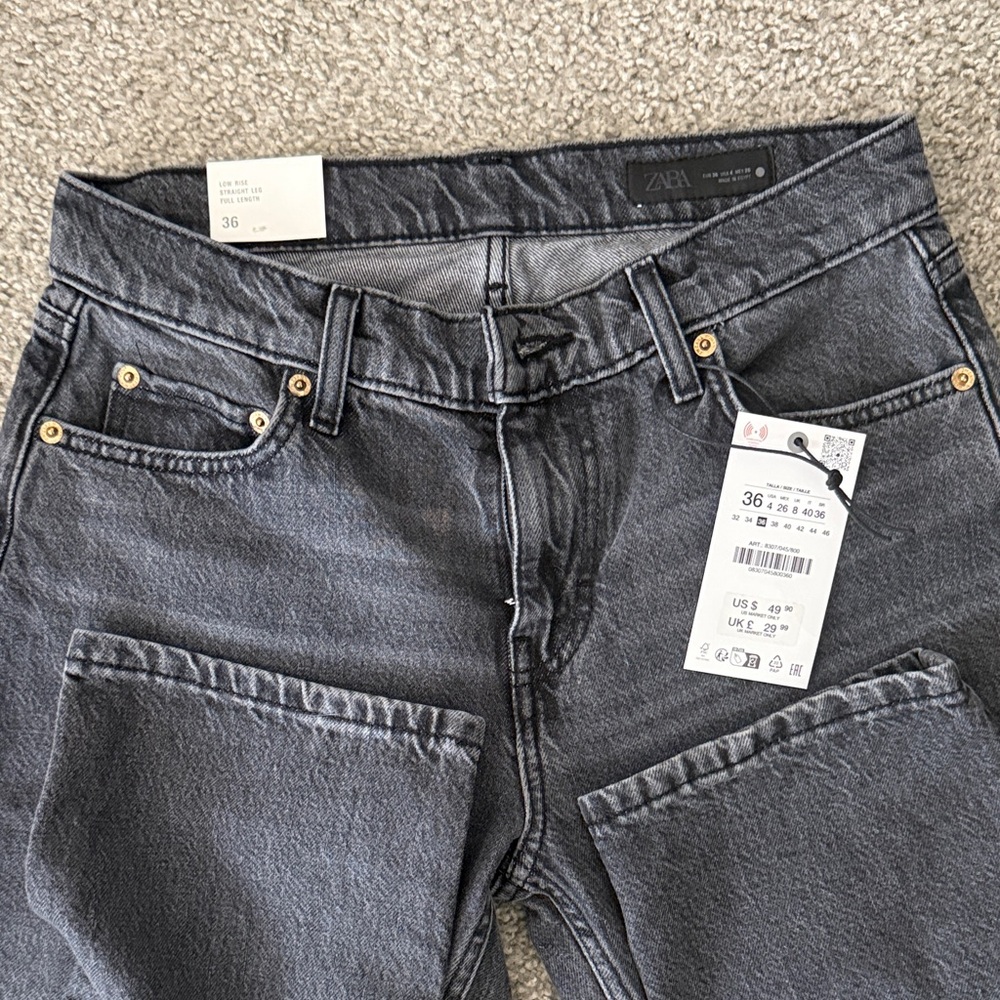 ZARA Low Waist Straight Leg Jeans